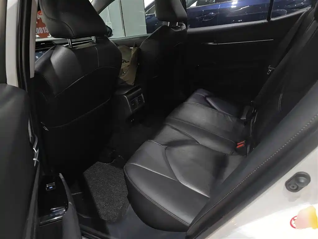 Toyota Camry 2018 2.0G Luxury Edition фото 17