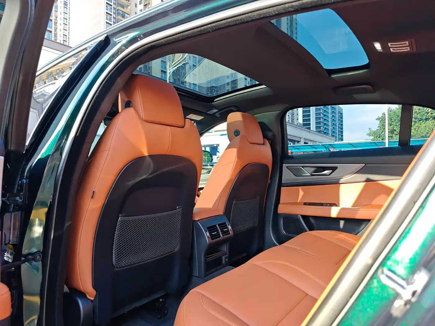 Jaguar XEL 2024 Model 2.0T 250PS R-DYNAMIC S Progressive Sport Edition фото 13