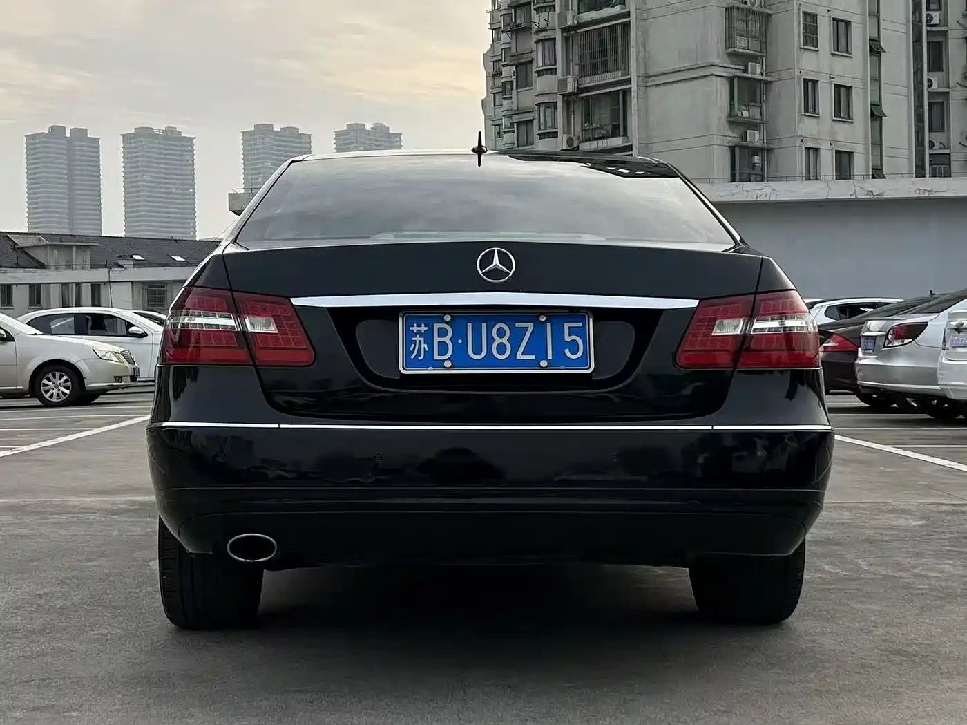 Mercedes-Benz E-Class 2011 E 260 L CGI Fashion фото 9