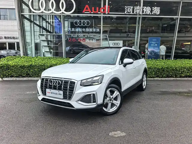 Audi Q2L 2022 35 TFSI Progressive Dynamic — фото 1