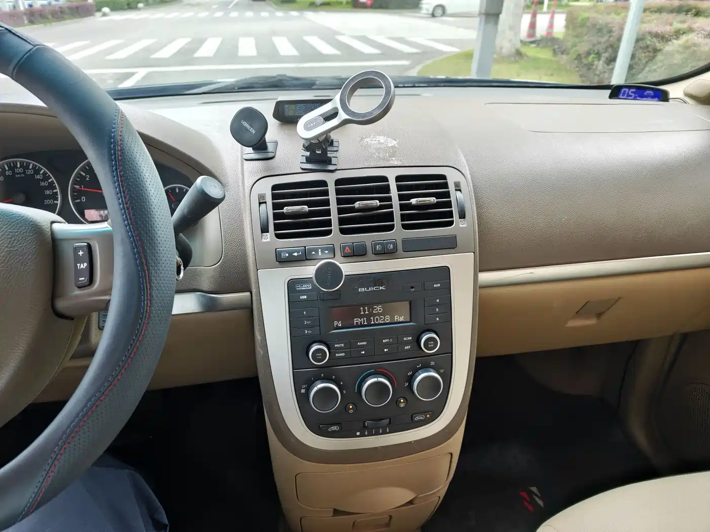 Buick GL8 2014 2.4L Comfort Edition фото 13
