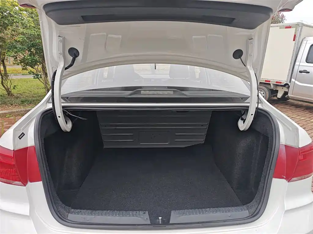 Volkswagen Santana 2019 1.5L Auto Trend Edition China VI фото 19
