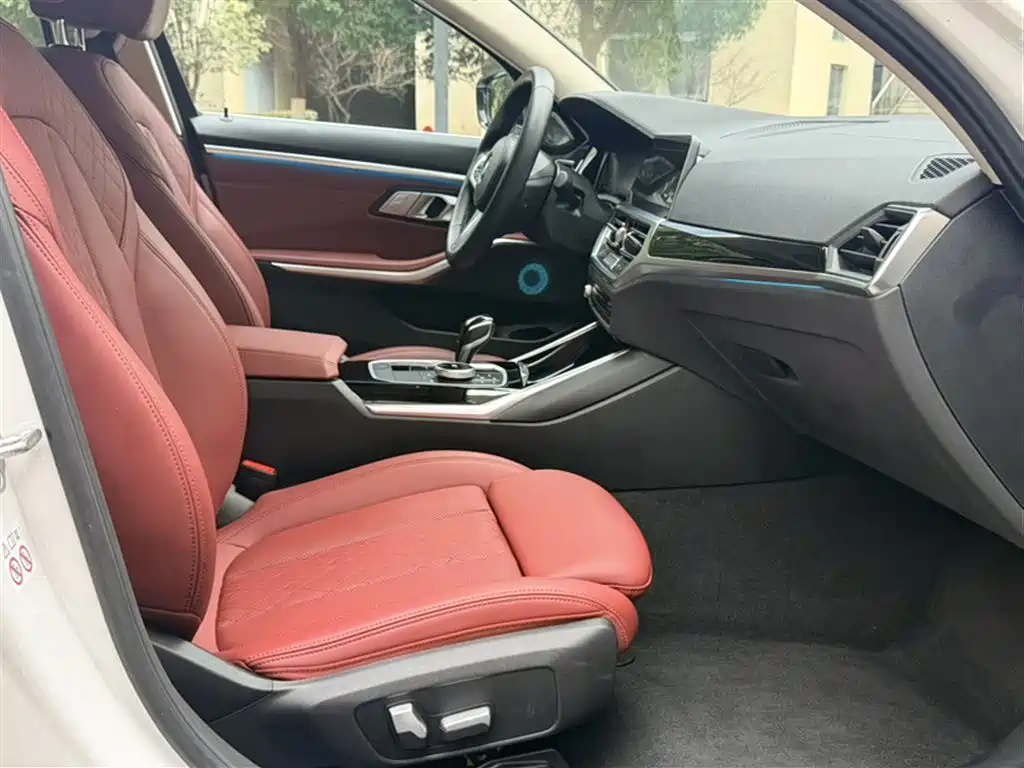 BMW 3 Series 2022 320Li M Sport Package фото 14