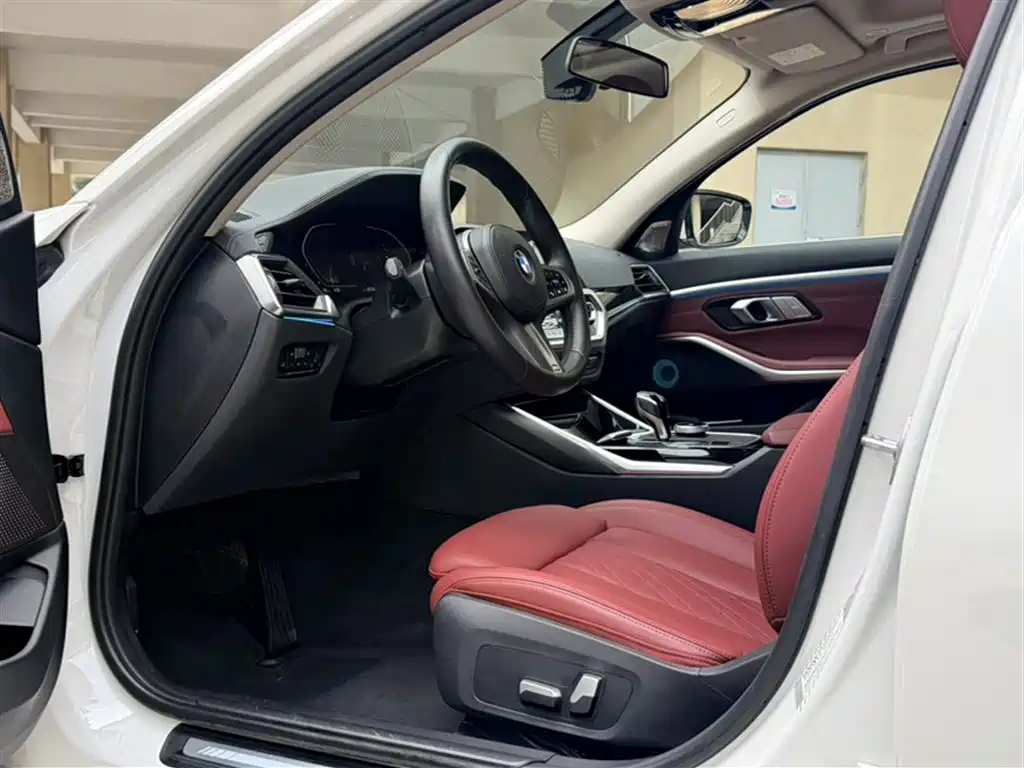 BMW 3 Series 2022 320Li M Sport Package фото 16