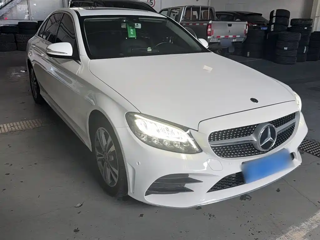 Mercedes-Benz C-Class 2019 C 180 L Fashion Sport Edition фото 4