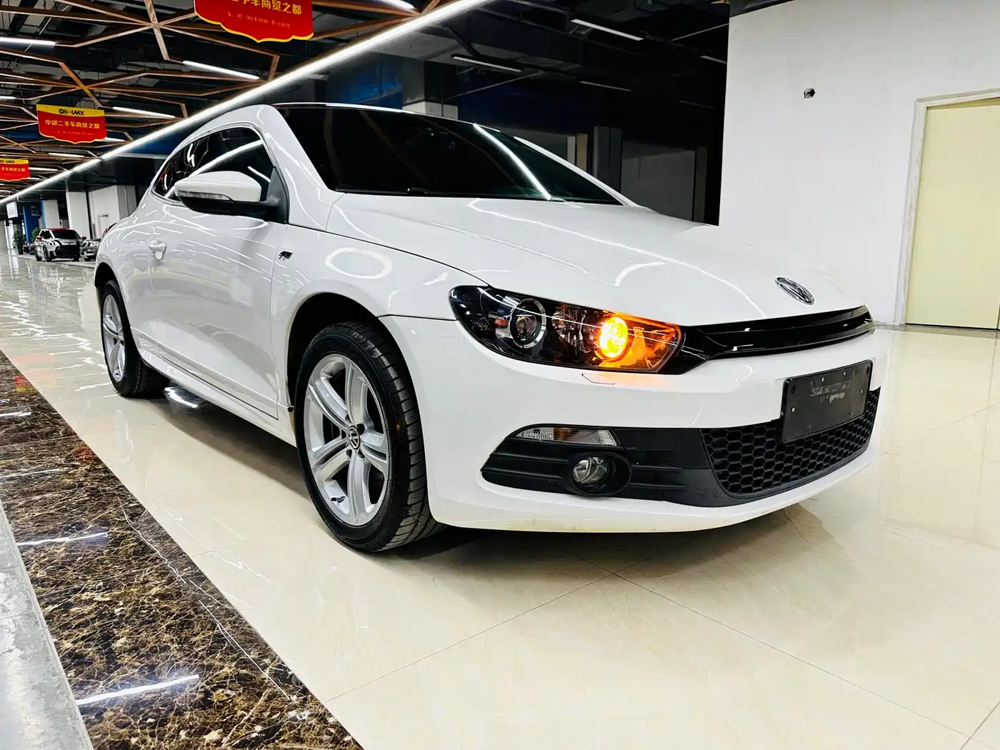 Volkswagen Scirocco 2011 2.0TSI R-Line фото 4
