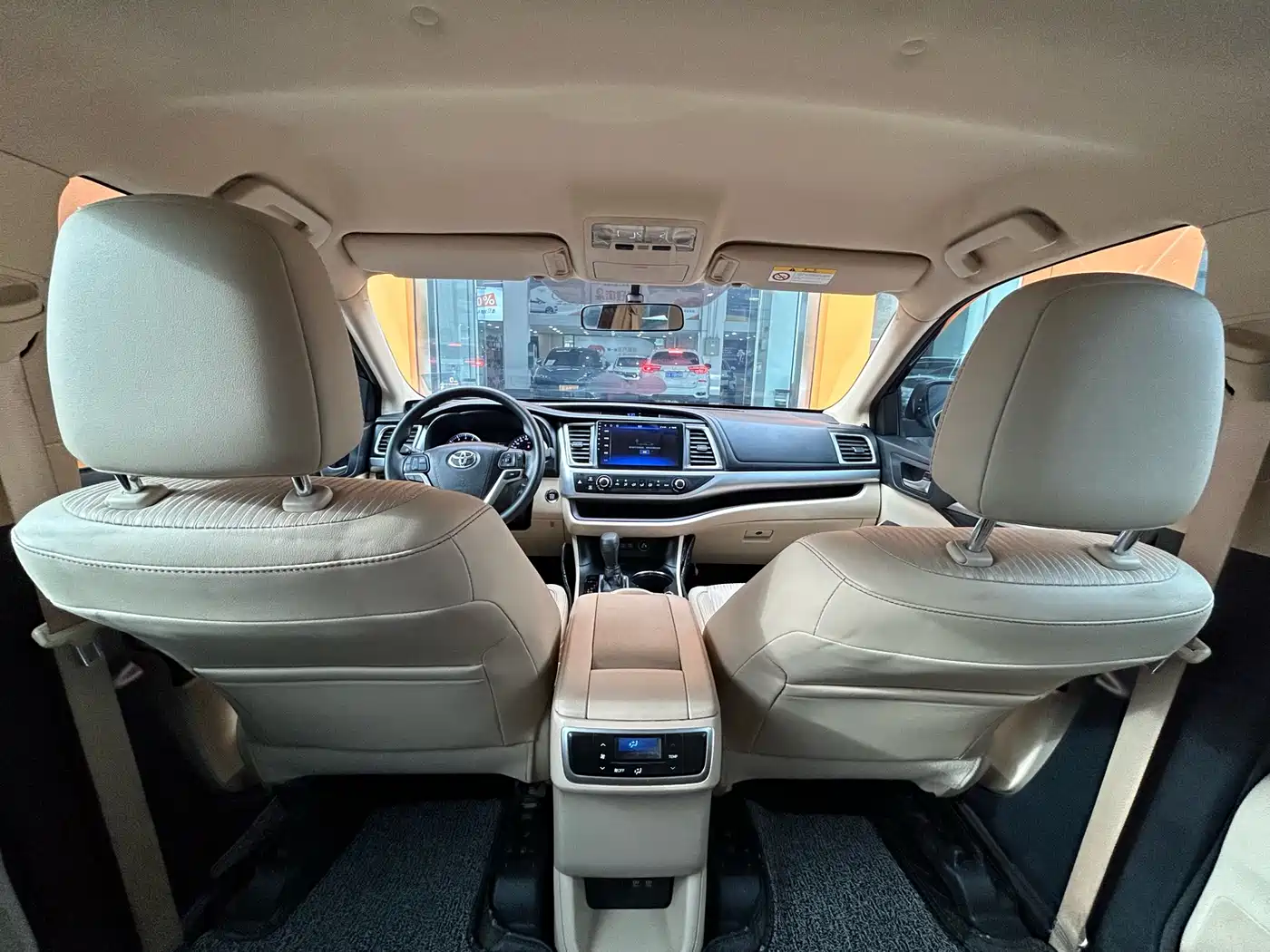 Toyota Highlander 2018 2.0T 2WD Elite 7-seater (China V) фото 19