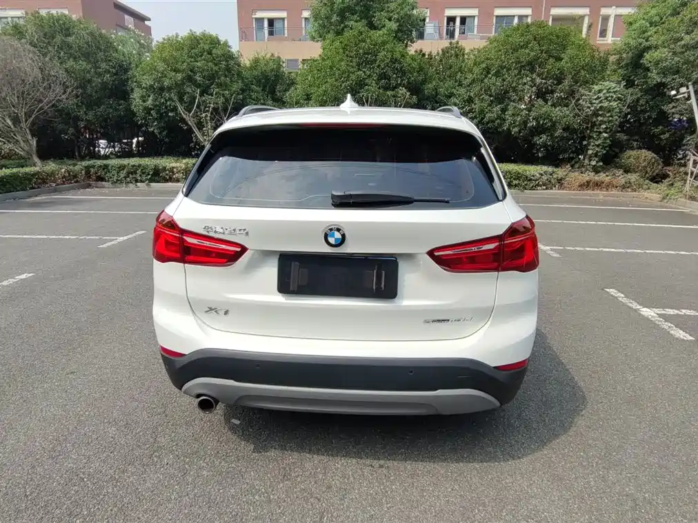 BMW X1 2019 sDrive18Li Fashion Model фото 8