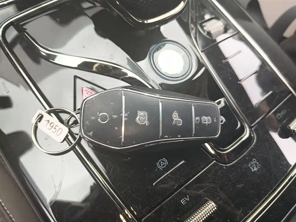 BYD Han 2025 DM-i Smart Driving Edition 125KM LiDAR Flagship фото 9
