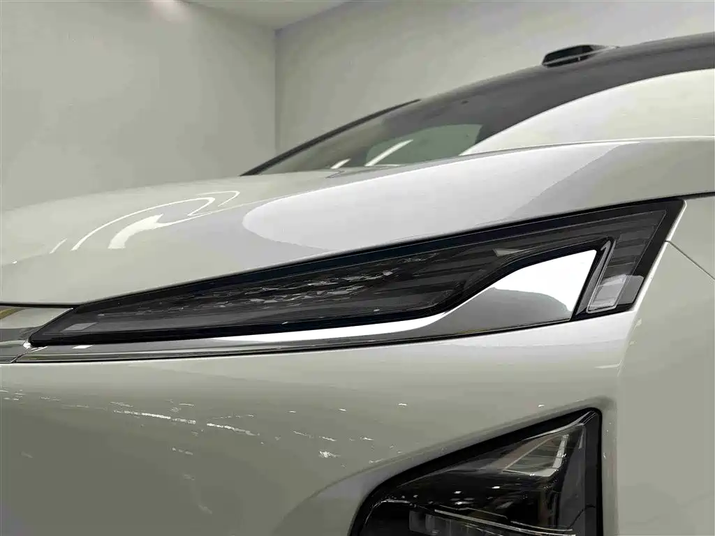 Buick Zhijing Shijia 2026 Model PHEV Base Version фото 16