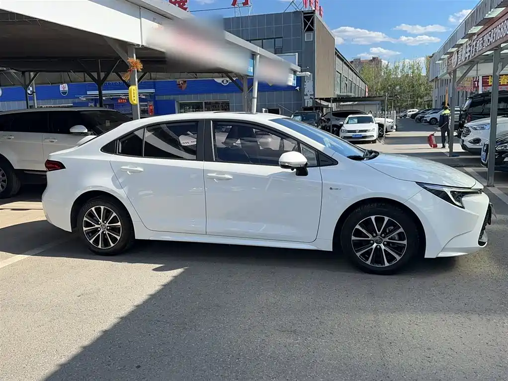 Toyota Levin 2024 Smart Hybrid 1.8L Luxury Edition фото 25