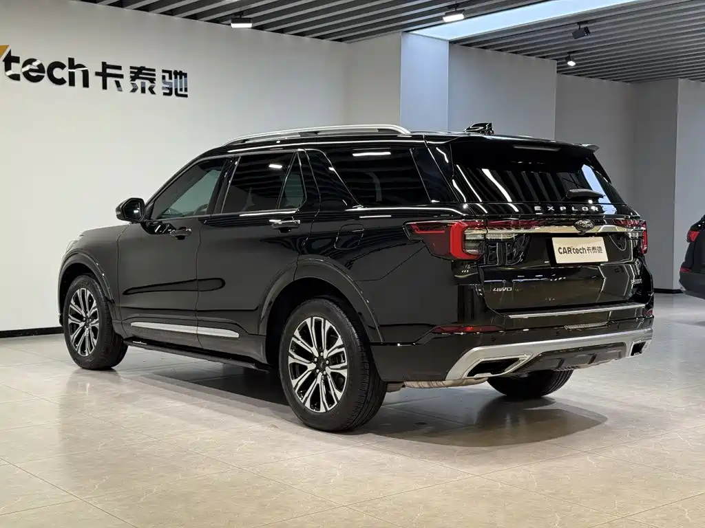 Ford Explorer 2025 2024 2.3T EcoBoost AWD Titanium Edition 6-Seater
