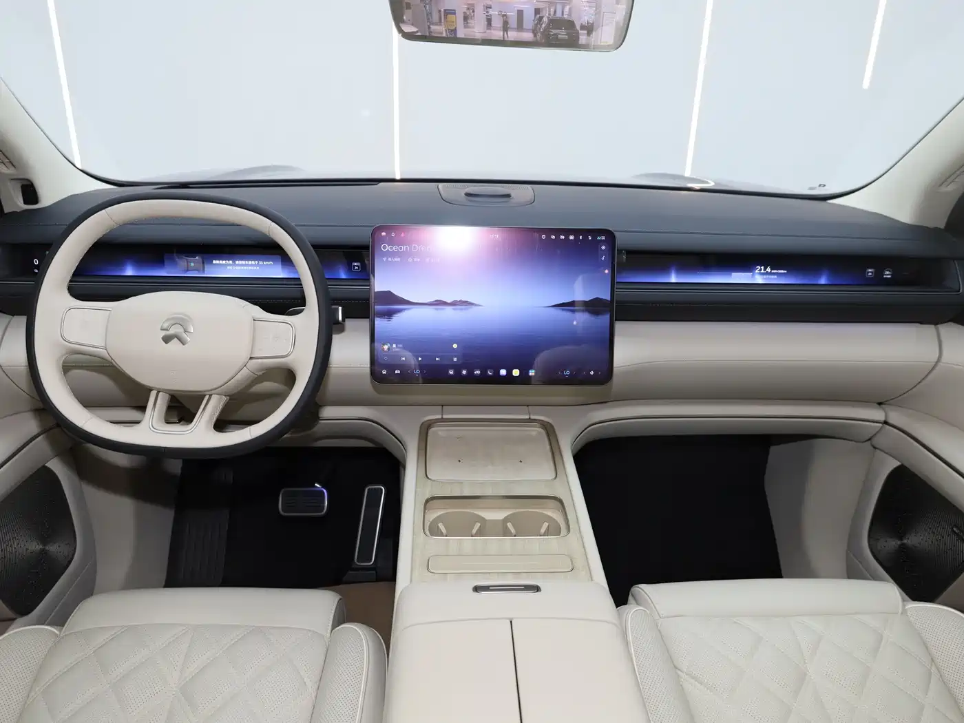 NIO ES8 2026 2025 Model 6-Seat Executive Luxury Edition