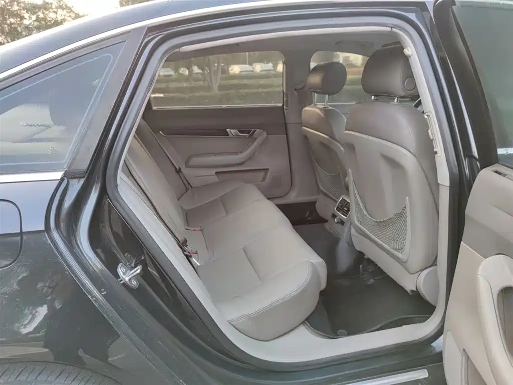 Audi A6L 2008 2.0T Automatic Standard фото 6