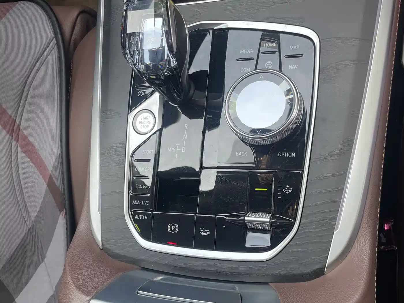 BMW X7 2020 xDrive40i Leading Luxury Package фото 9