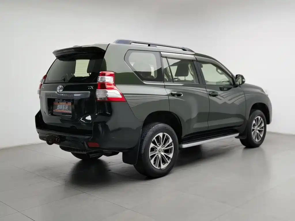 Фото 2 - Toyota Prado