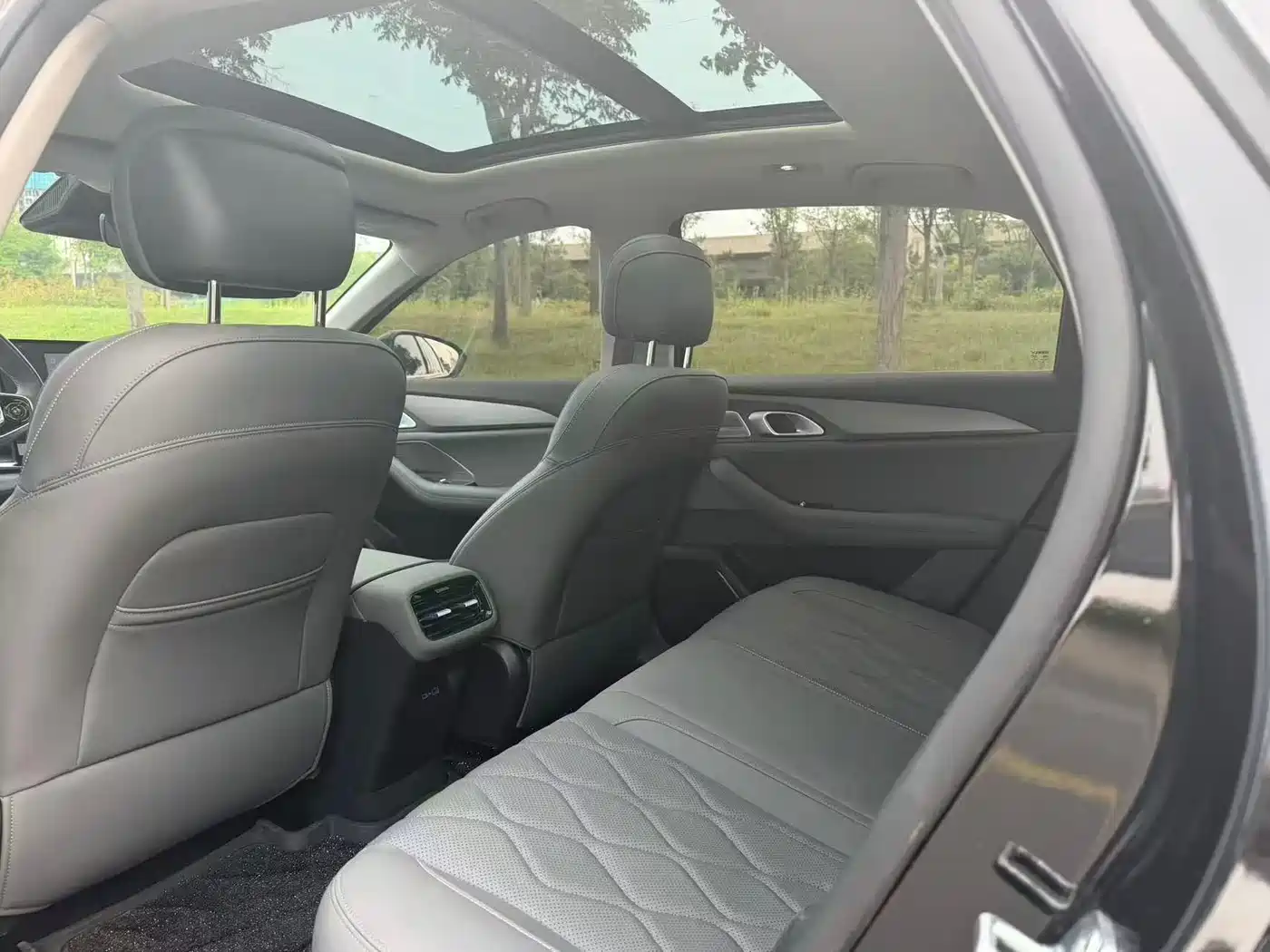 Geely Galaxy Galaxy A7 2025 EM-i 150km Long Voyage Edition фото 6