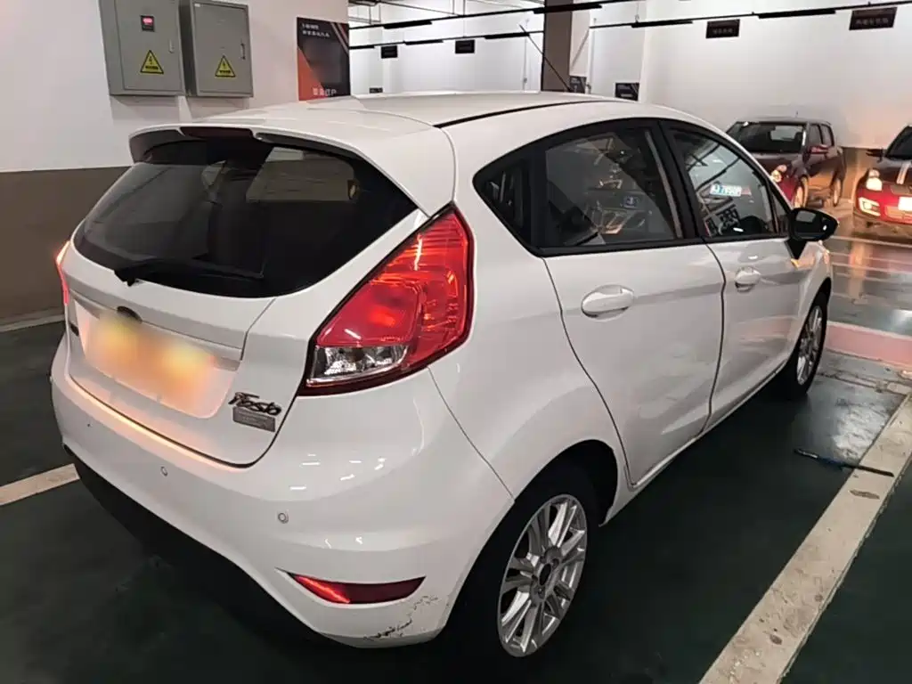 Ford Fiesta 2015 2013 Hatchback 1.5L Manual Fashion