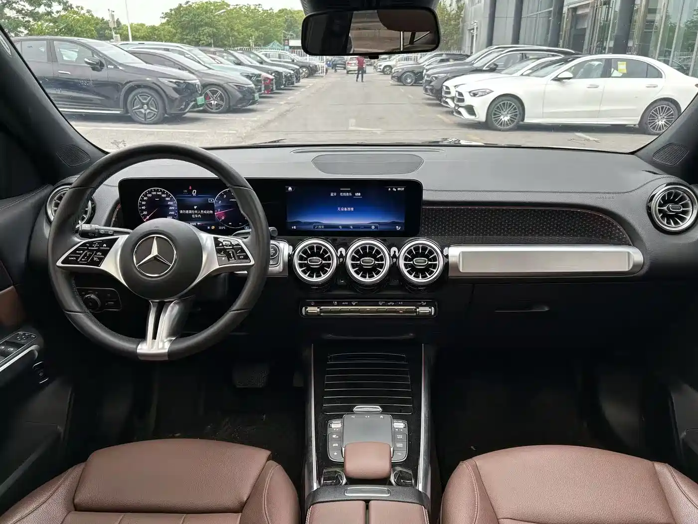 Mercedes-Benz GLB 2024 GLB 220 Dynamic фото 16