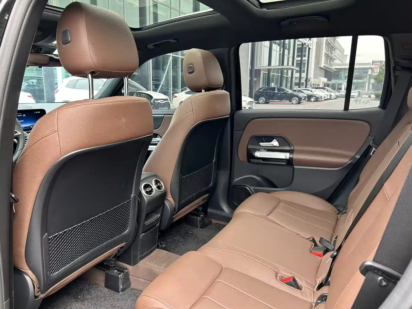 Mercedes-Benz GLB 2024 GLB 220 Dynamic фото 12
