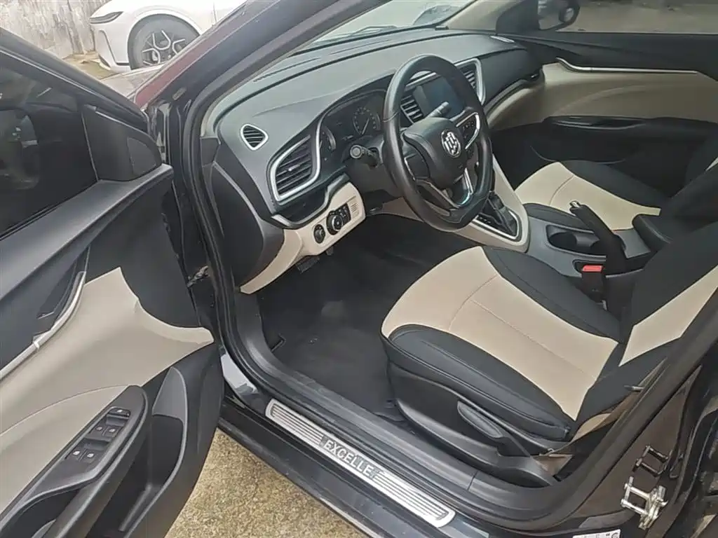 Buick Excelle 2015 15N Automatic Elite фото 16
