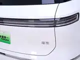 Фото 9 - NIO ES8