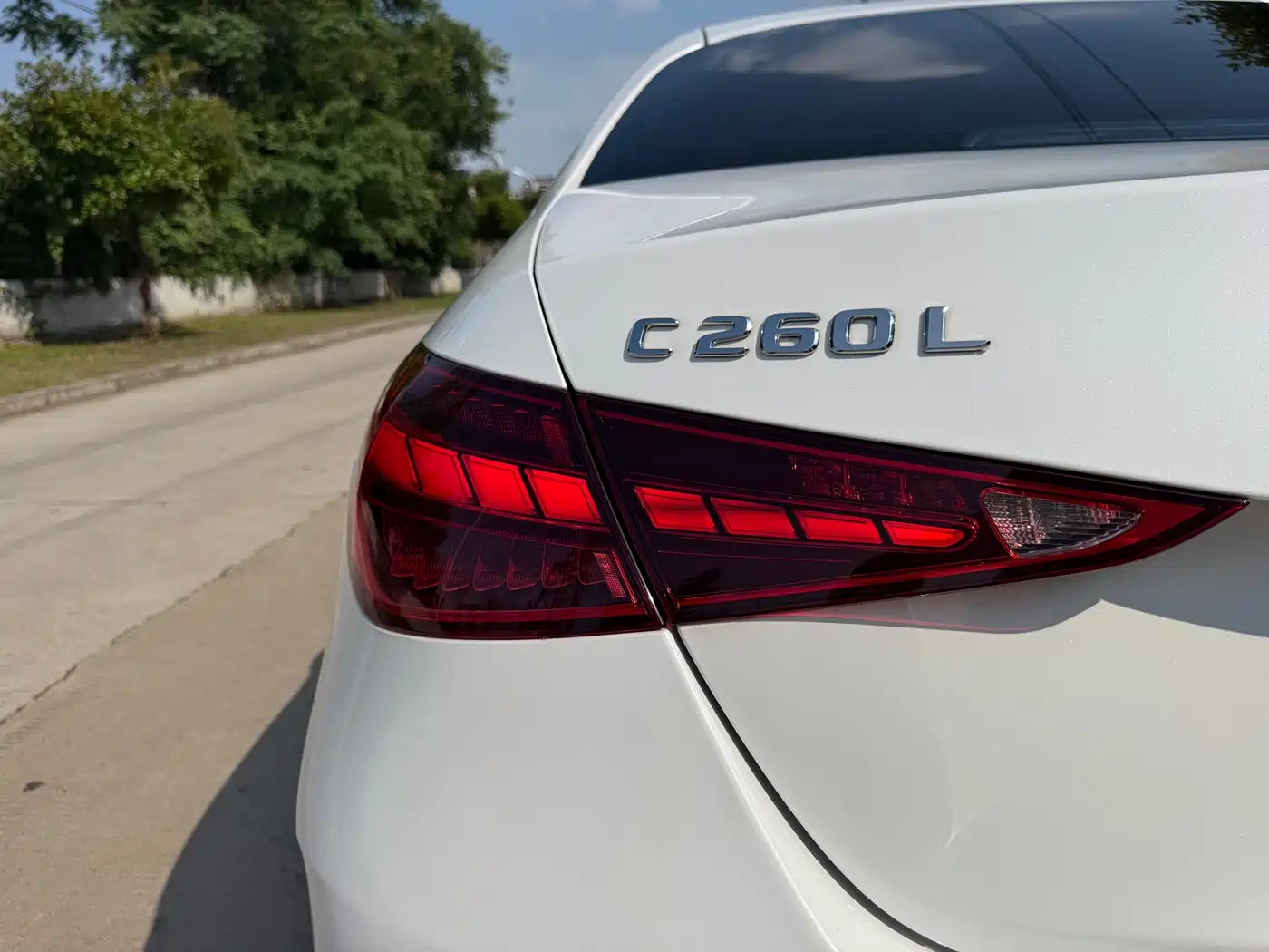 Mercedes-Benz C-Class 2023 Facelift C 260 L Sport Edition фото 17