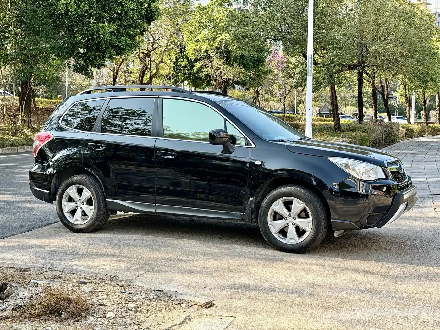 Subaru Forester 2013 2.5i Automatic Elite Edition фото 3