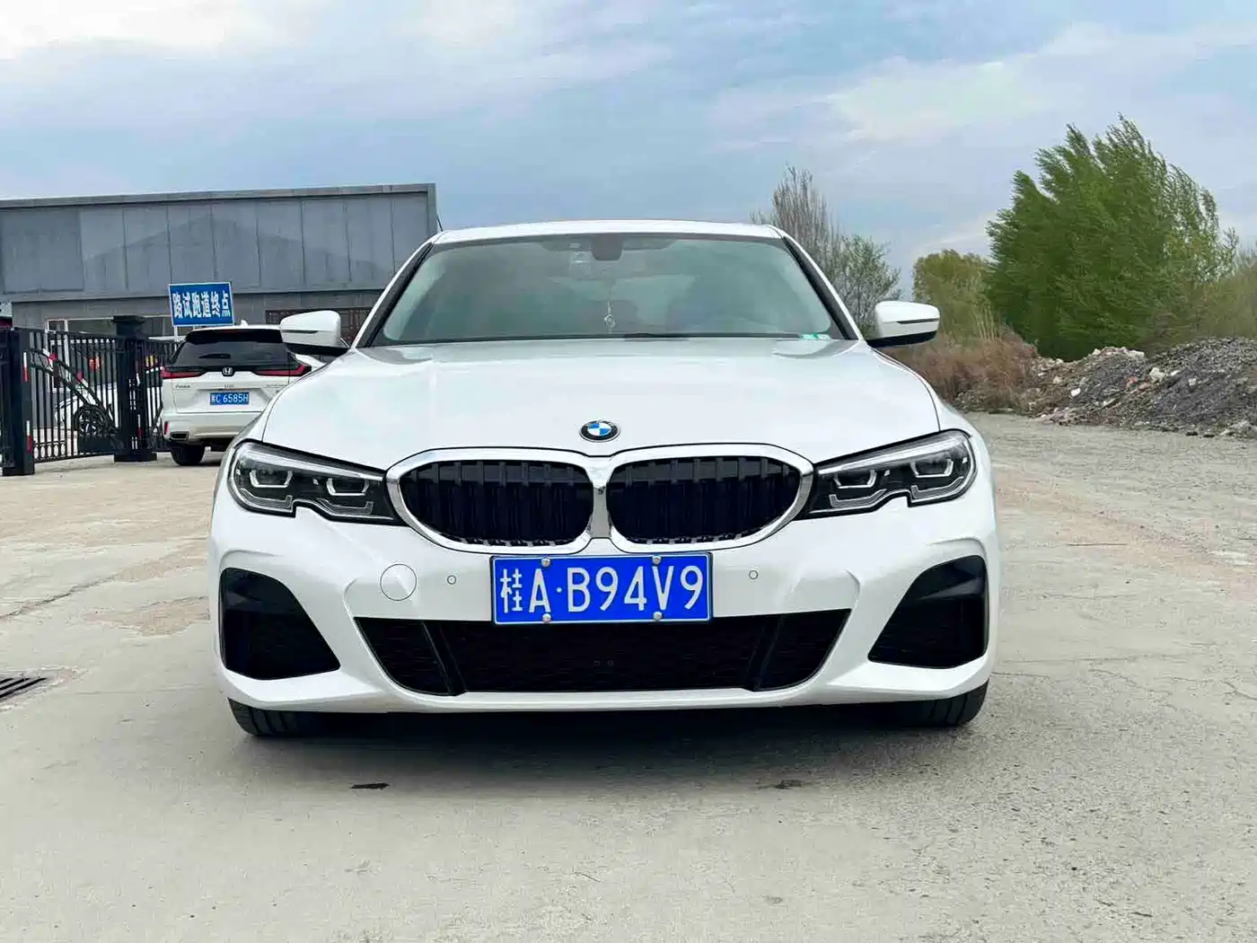 BMW 3 Series 2022 320Li M Sport Package фото 2