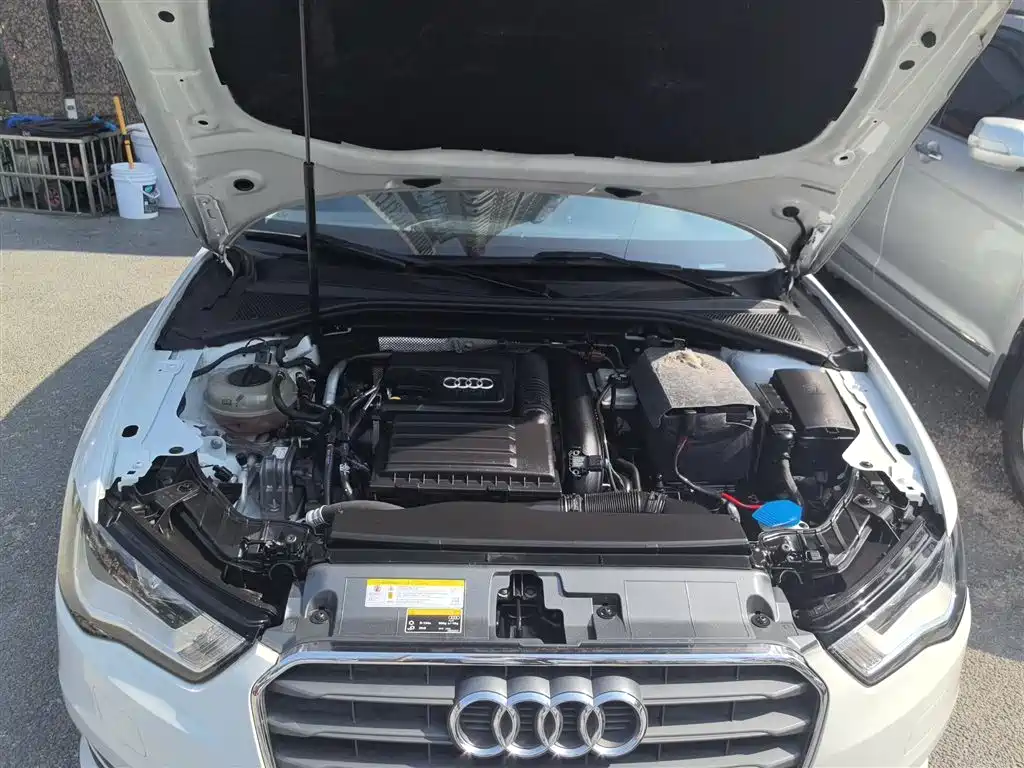 Audi A3 2014 Sportback 35 TFSI Automatic Progressive фото 11