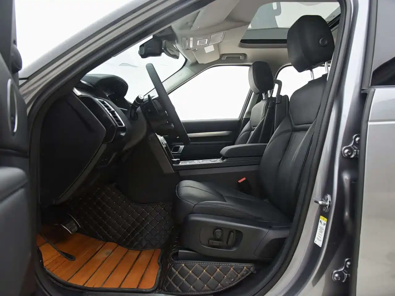 Land Rover Discovery 2020 3.0 SC V6 30th Anniversary Special Edition фото 6