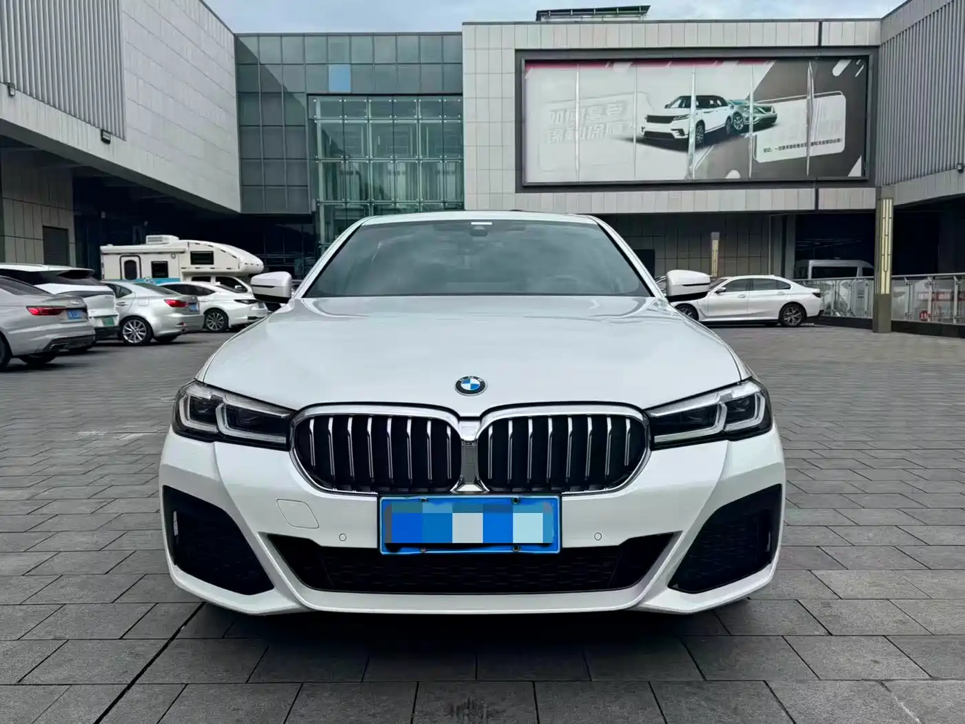 BMW 5 Series 2022 525Li M Sport Package фото 3