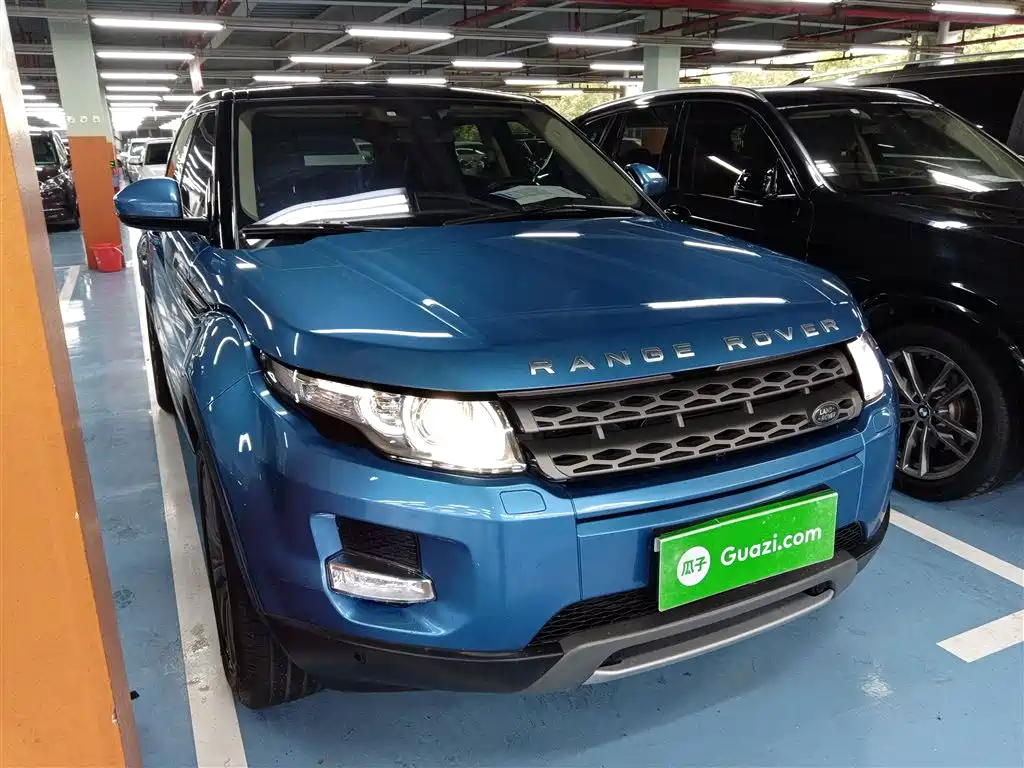 Land Rover Range Rover Evoque 2015 2.0T 5-Door Intelligent Edition фото 22