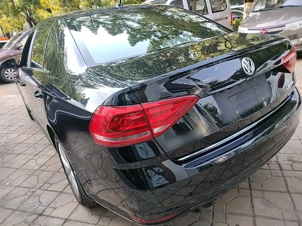 Volkswagen Lavida 2017 230TSI DSG Comfort Edition фото 5