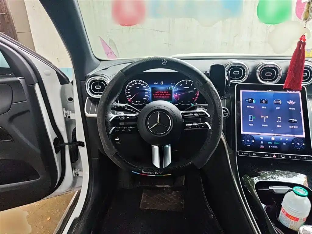 Mercedes-Benz GLC 2023 GLC 300 L 4MATIC Sport 5-Seater фото 6