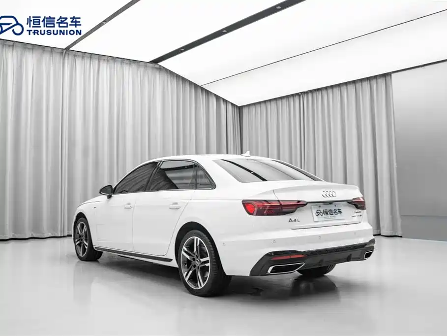 Audi A4L 2022 40 TFSI Luxury Dynamic фото 11