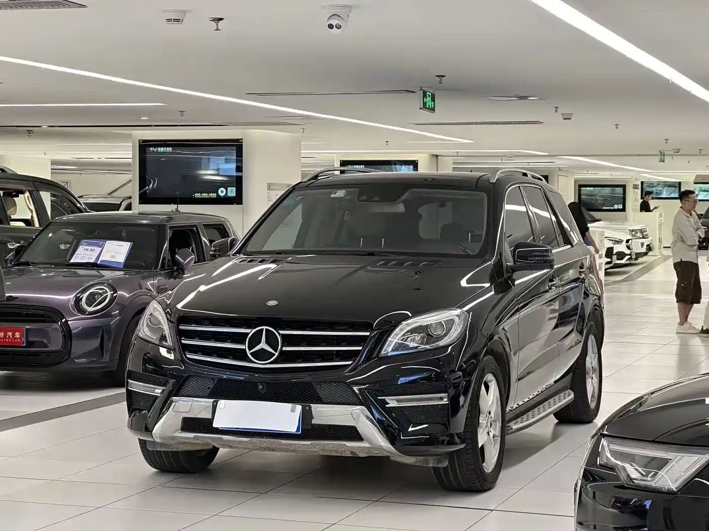 Mercedes-Benz M-Class 2014 ML 400 4MATIC Luxury фото 2