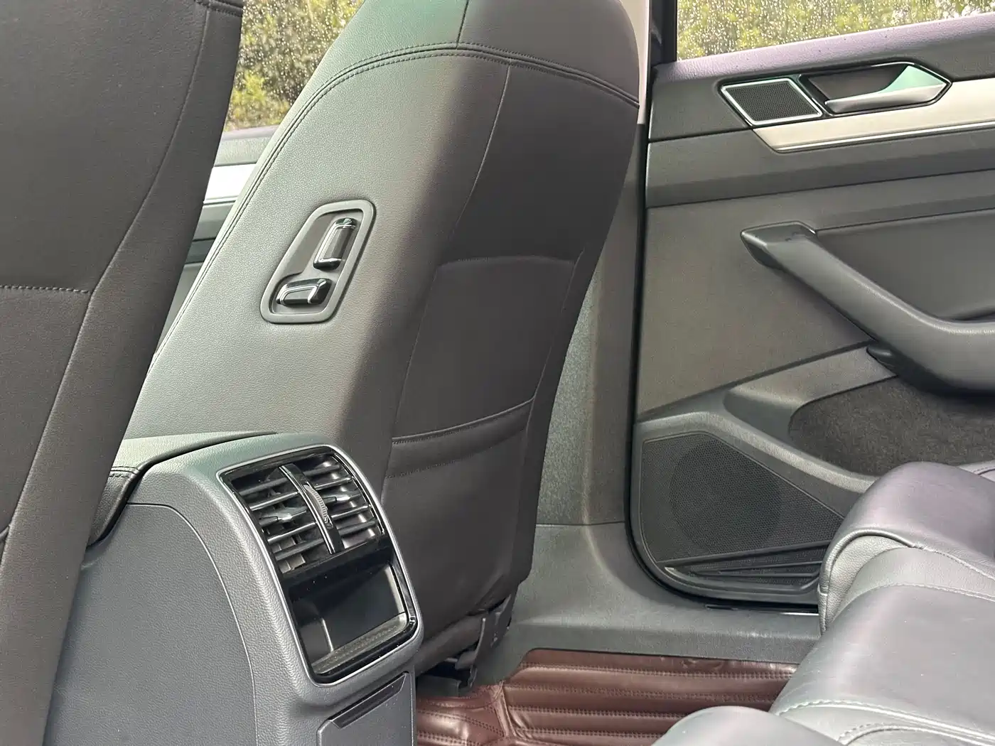 Volkswagen Magotan 2019 330TSI DSG Leading China VI фото 10