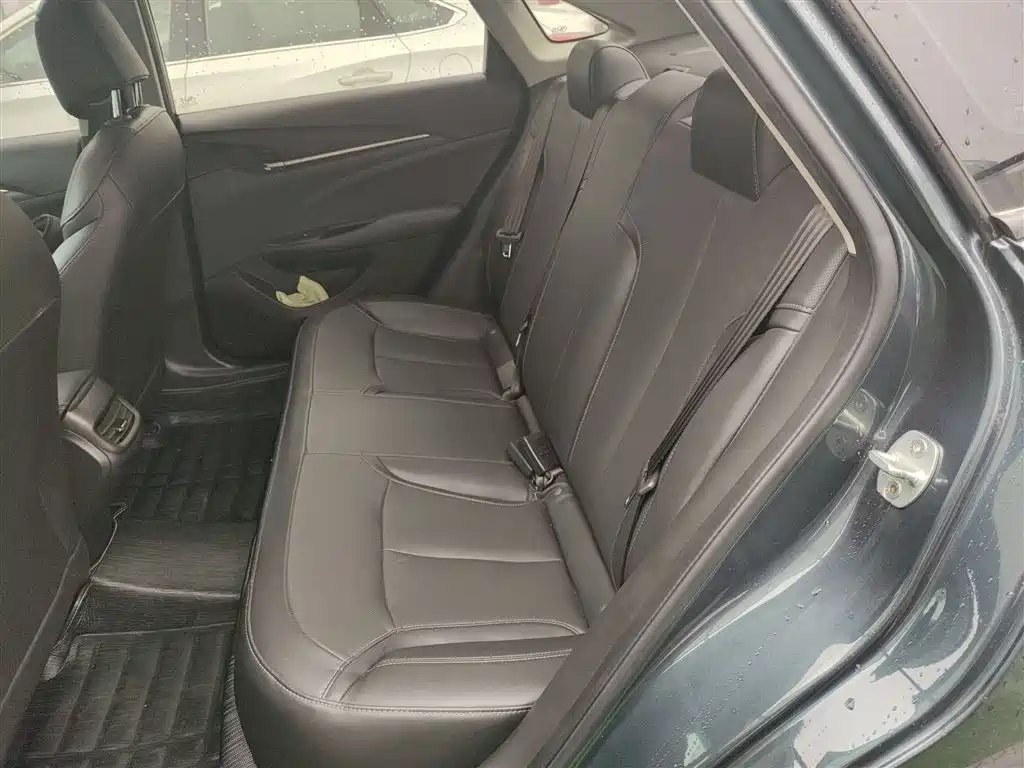 Buick Excelle 2021 Facelift 1.3T Auto Mild Hybrid Elite фото 17