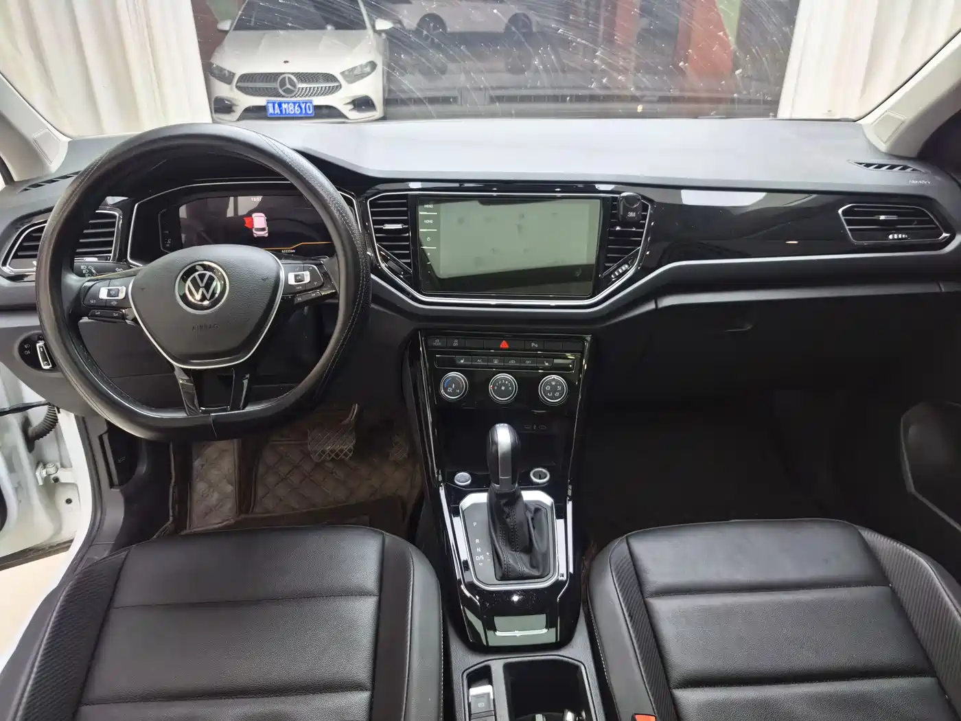 Volkswagen T-ROC 2022 280TSI DSG 2WD Comfort PLUS фото 12