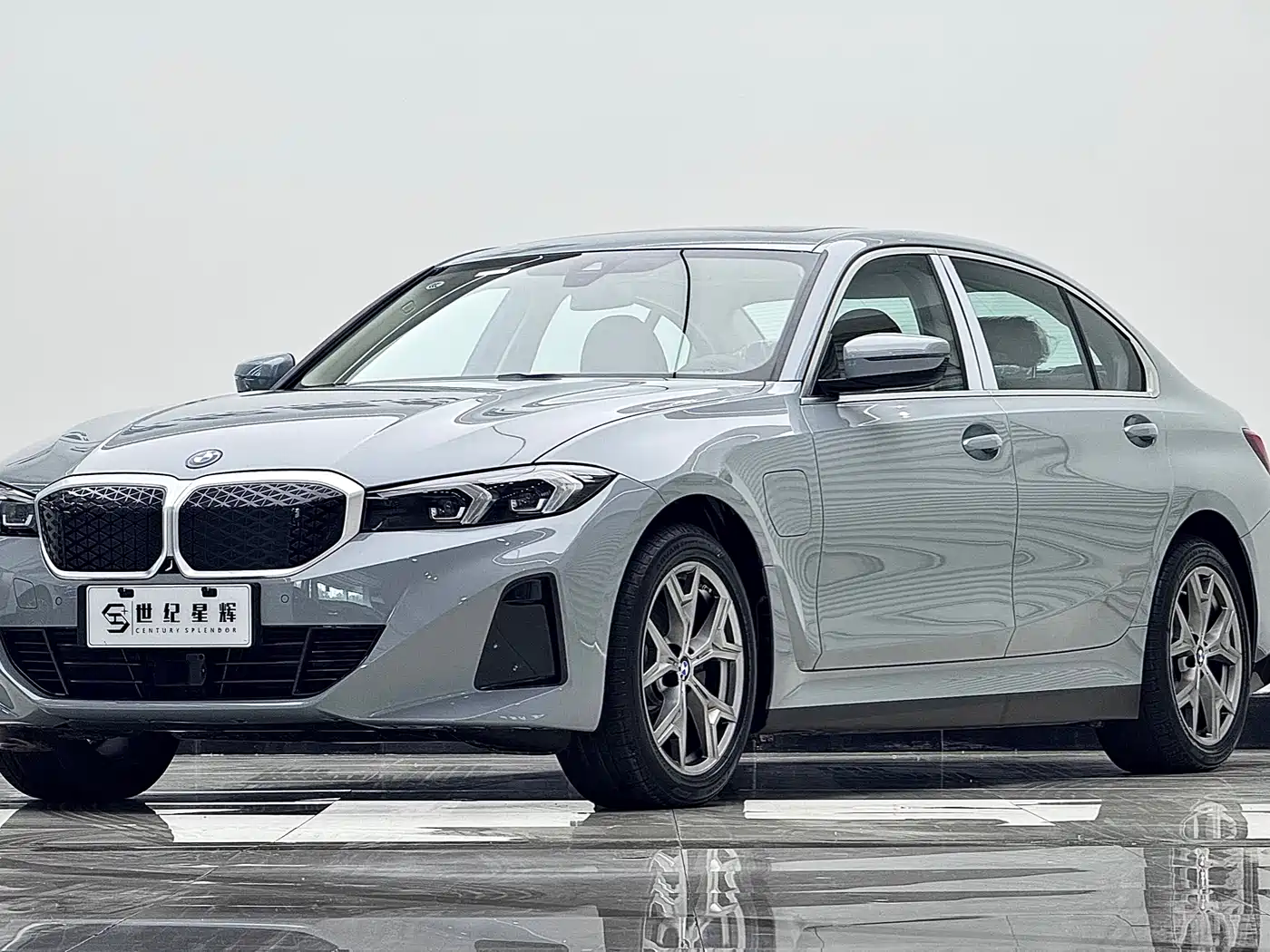 BMW i3 2026 eDrive 35 L фото 2