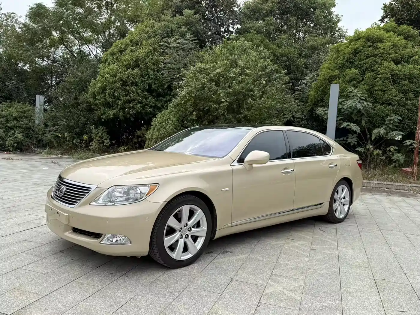 Lexus LS 2006 460L Premium Edition