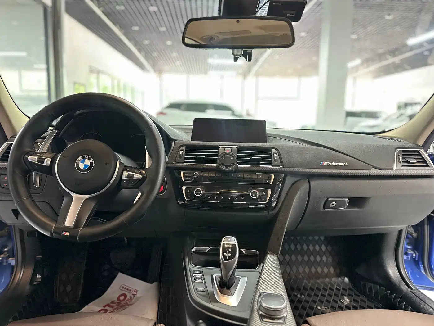 BMW 3 Series 2018 320Li Leading M Sport Package фото 9