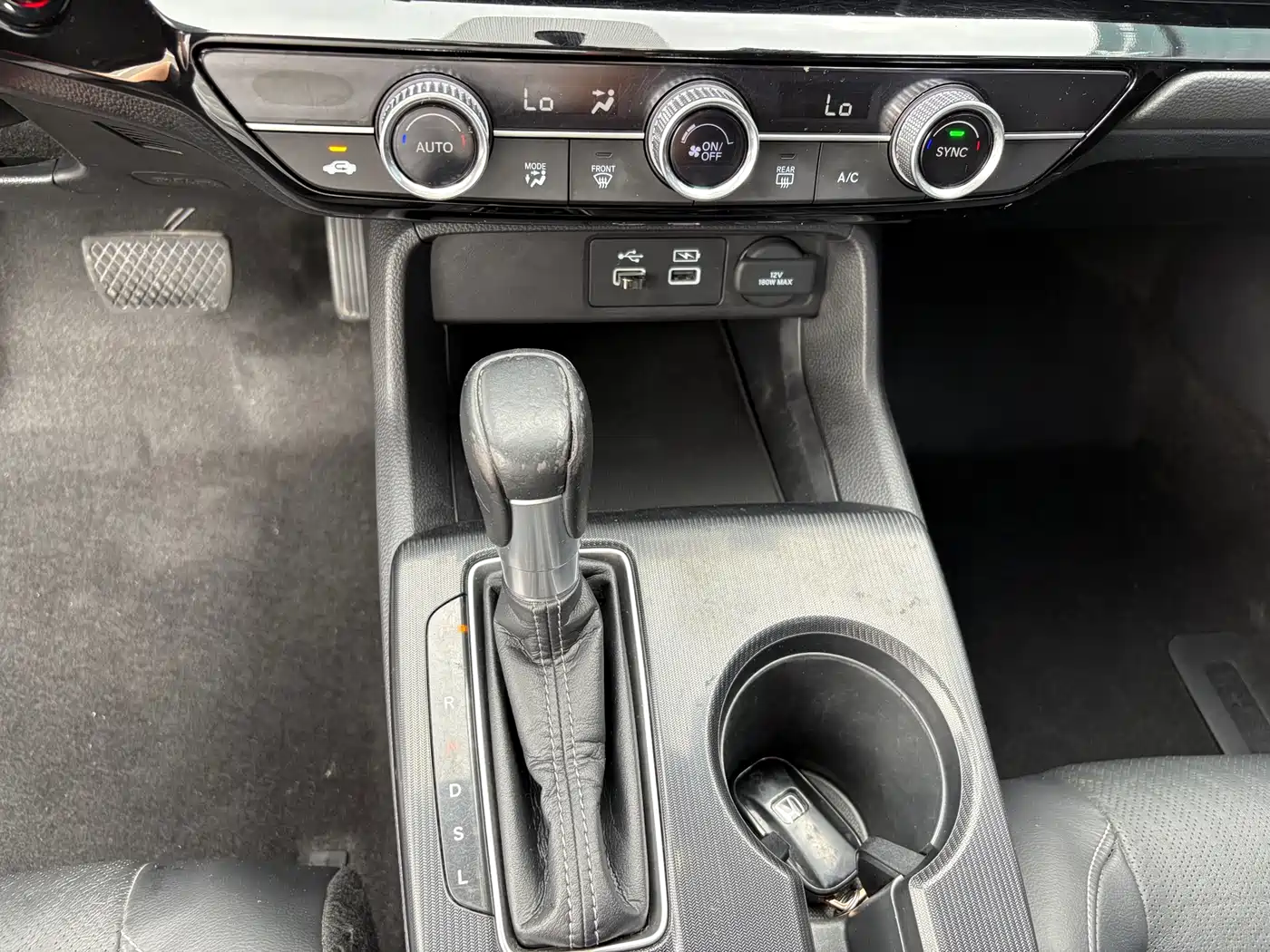 Photo 15 - Honda Civic