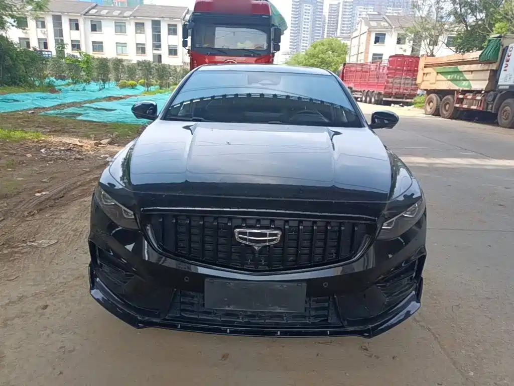 Фото 3 - Geely Preface
