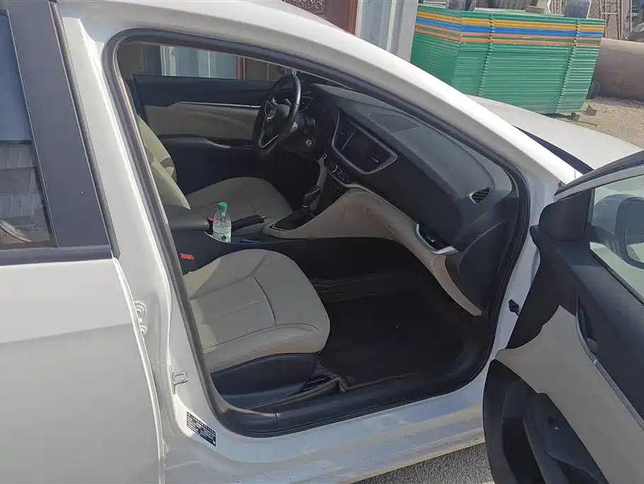Buick Excelle 2019 15T DCT Connected Elite Type China VI фото 8