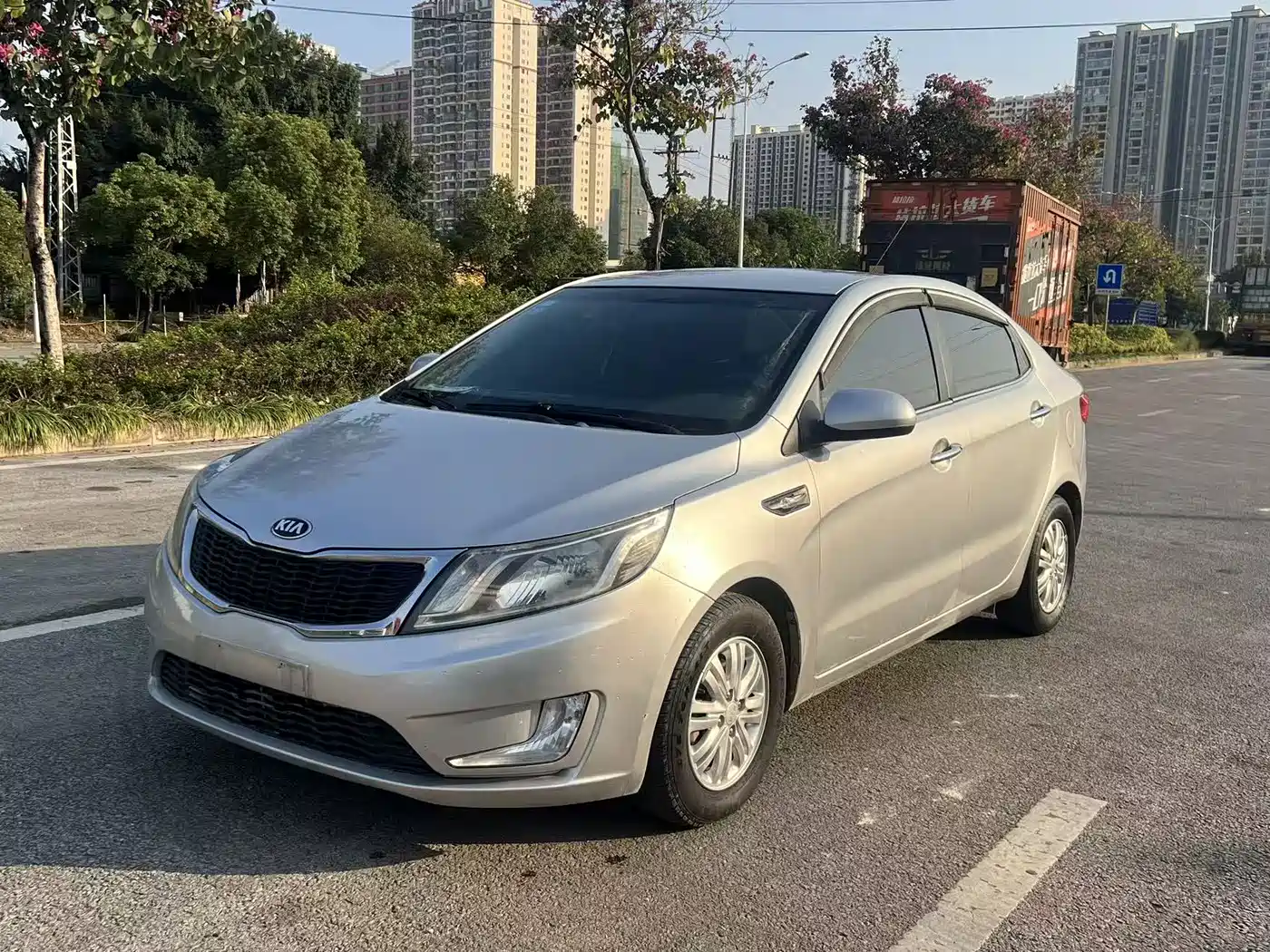 Kia K2 2012 Sedan 1.4L AT GLS Commemorative Edition