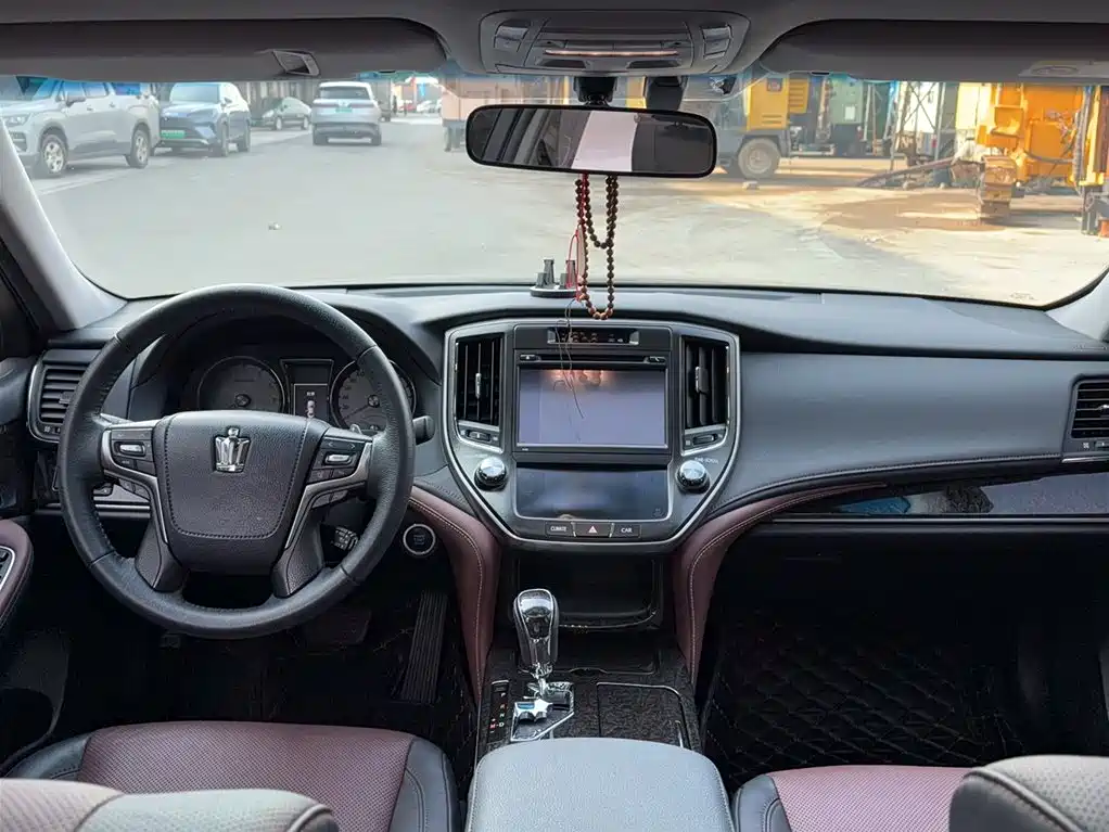 Toyota Crown 2018 2.0T Sport Edition фото 22
