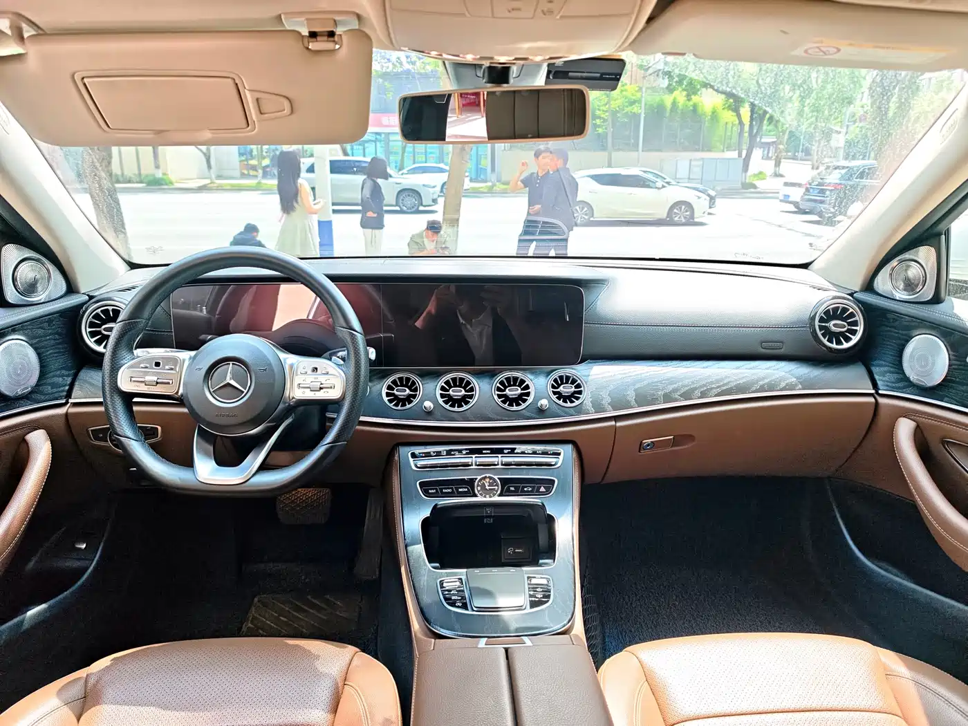 Mercedes-Benz E-Class 2019 E 300 L Sport Luxury фото 6