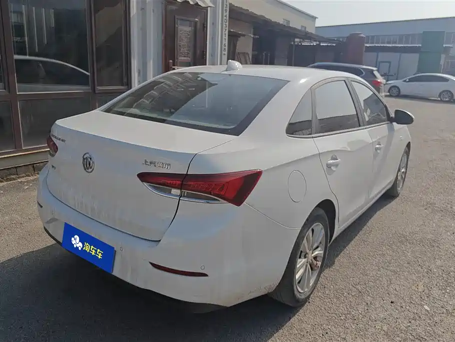 Buick Excelle 2019 15T DCT Connected Elite Type China VI фото 3